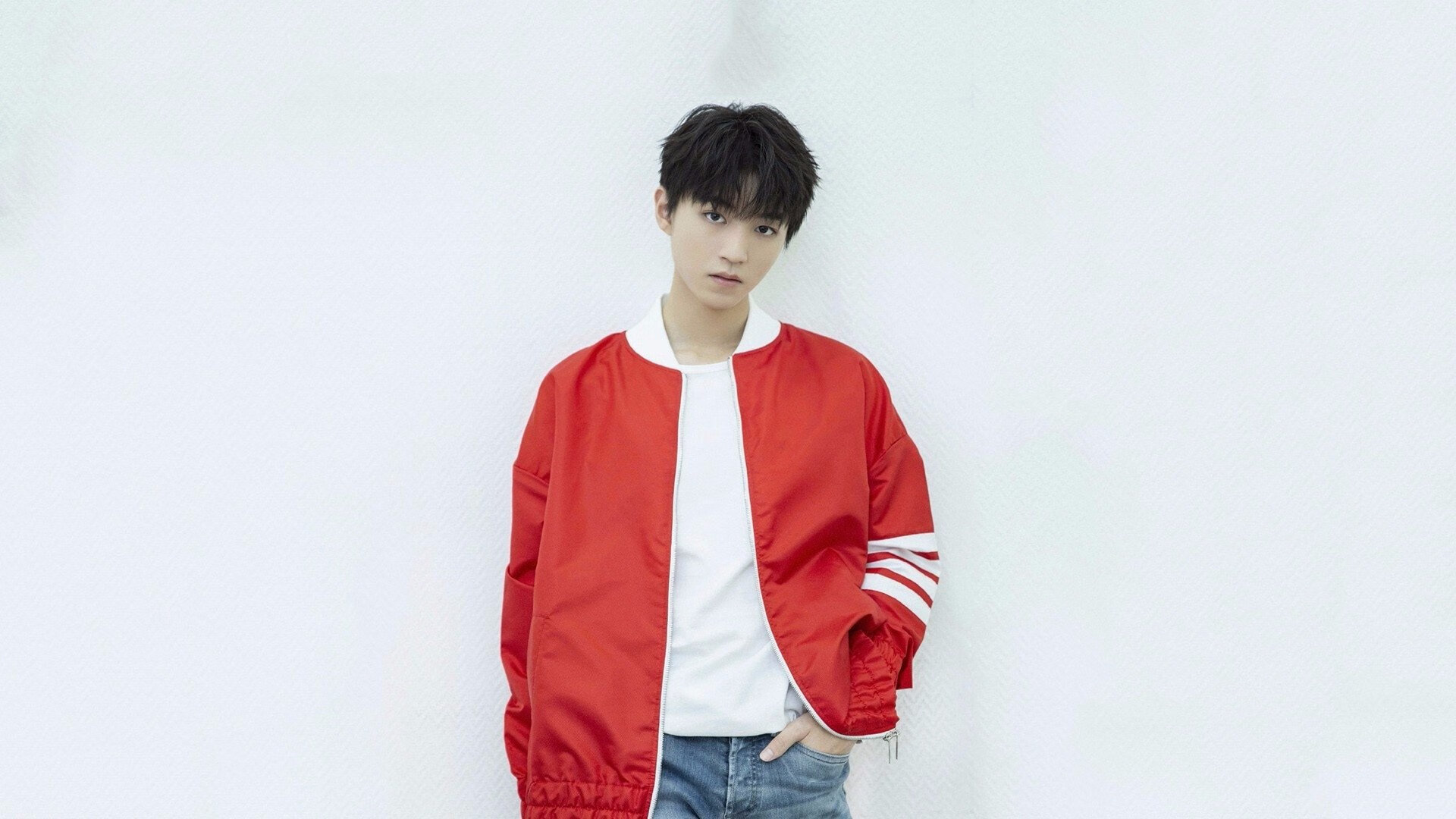 体育新闻中心发布全球体育界重大事件回顾专辑，世界十大体育事件