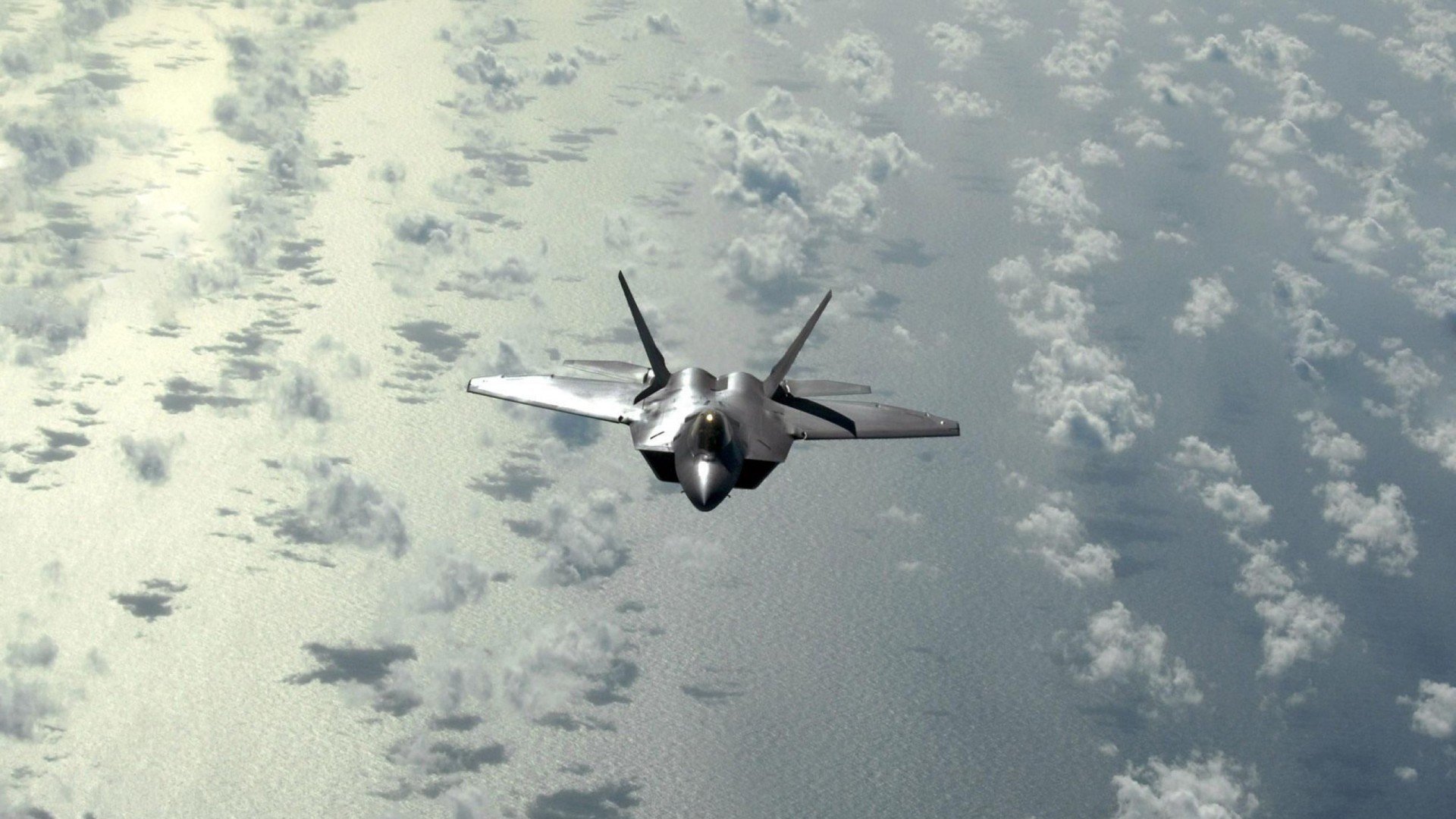 日本水球队小组赛胜负一路紧咬，日本选手水球比赛